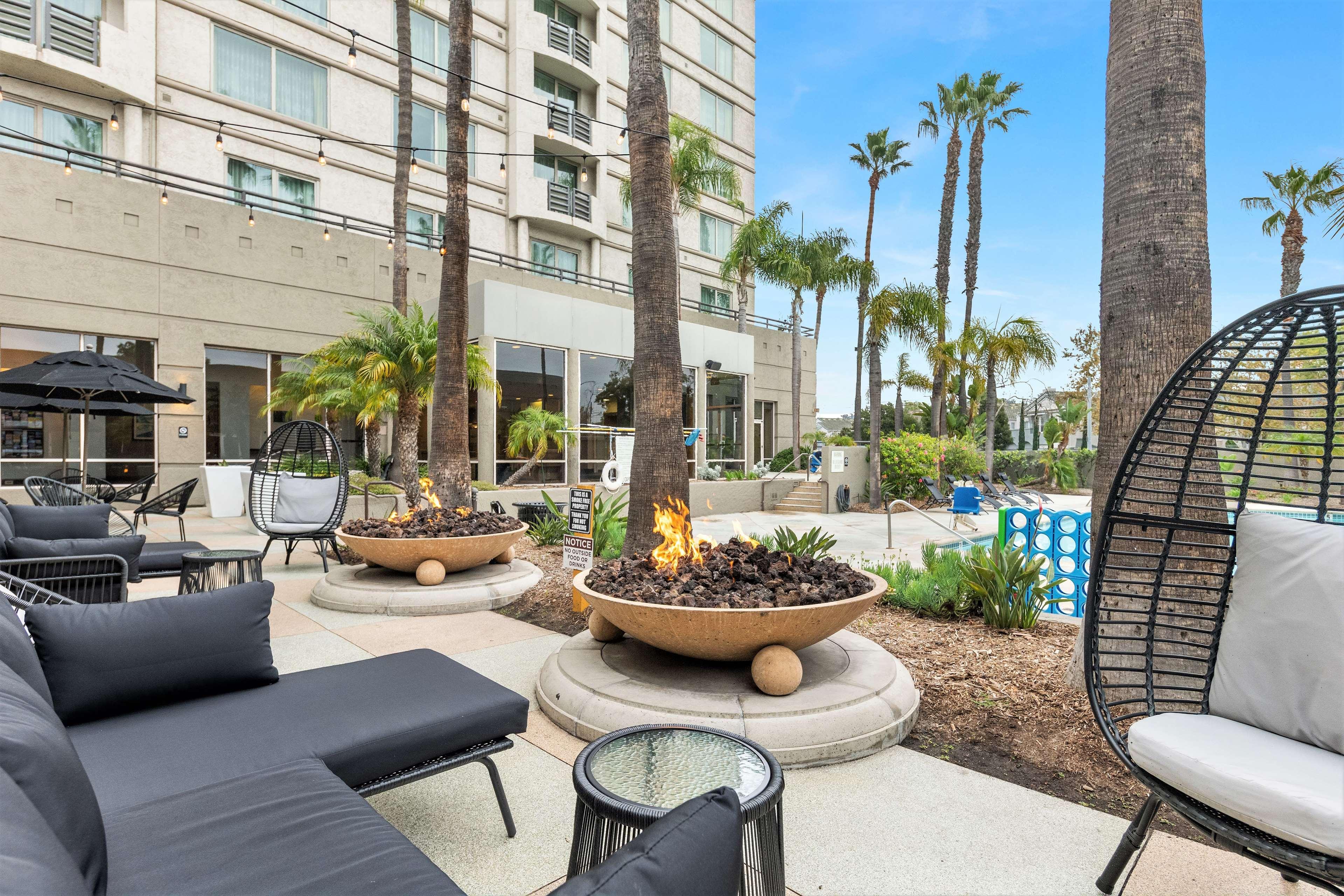 Doubletree By Hilton San Diego-Mission Valley Екстериор снимка
